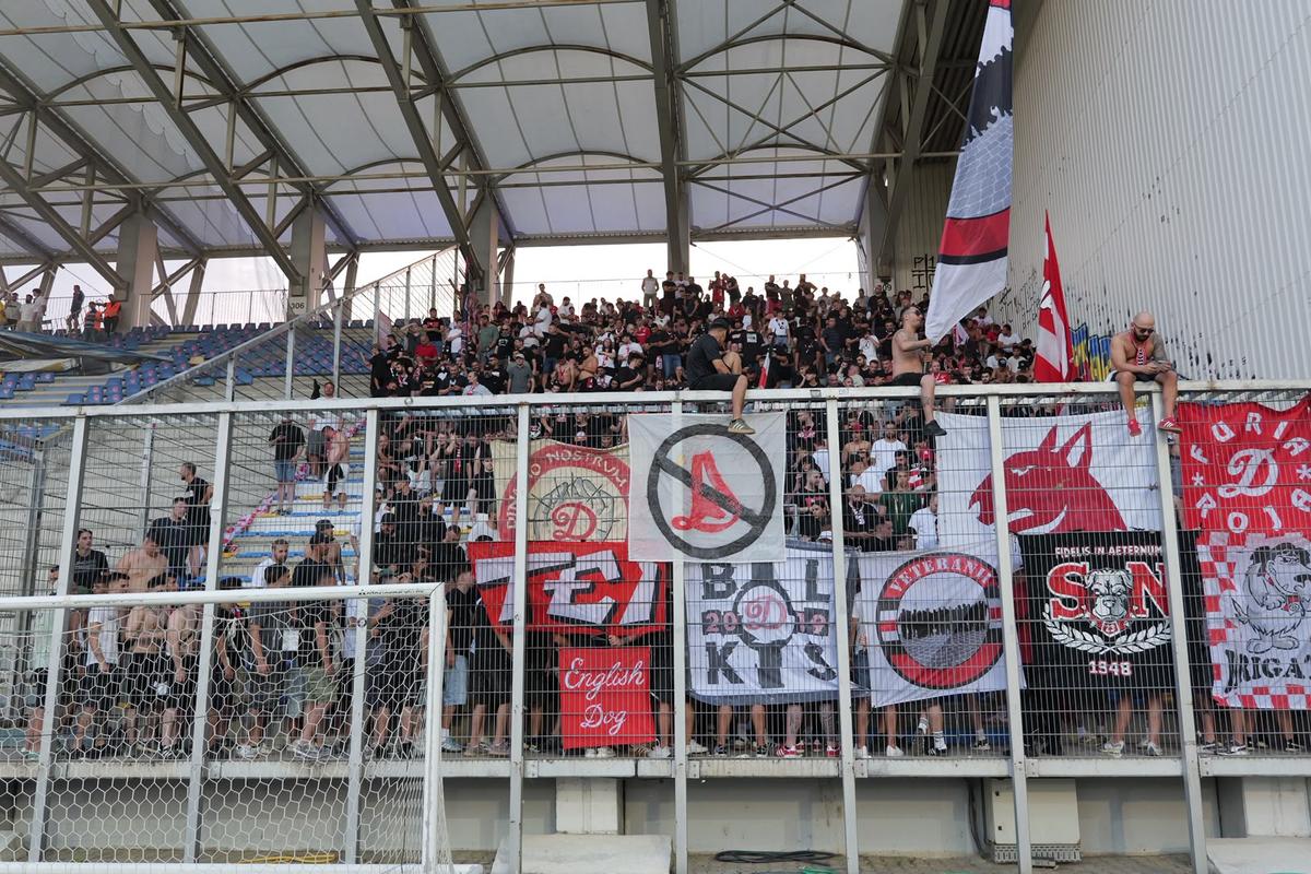 Campos, nu Kopic: Dinamo a cedat în start de sezon la Ploiești, pe terenul unde anul trecut defilase