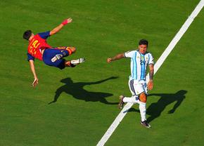 Prelungiri în Spania - Argentina, finala Campionatului Mondial: sud-americanii joacă în 10