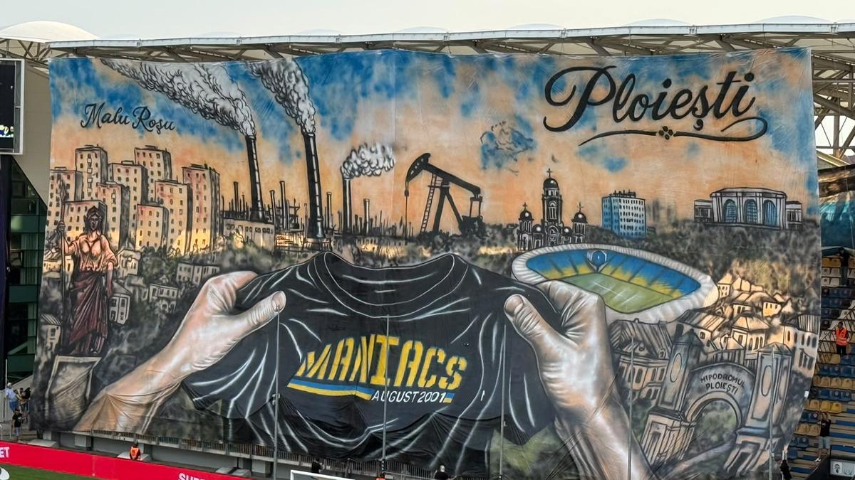 Scenografii impresionante la Petrolul - Dinamo