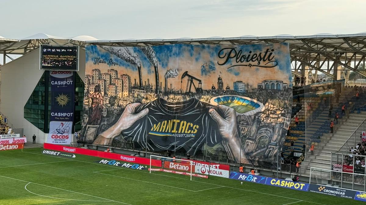 Scenografii impresionante la Petrolul - Dinamo
