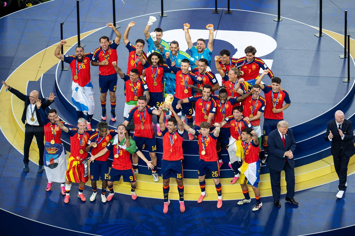 La Reina Roja: Spania se încoronează pentru a doua oară, după o luptă în tranșee cu antieroina Argentina » Messi, o fantomă, la ultimul mare tango