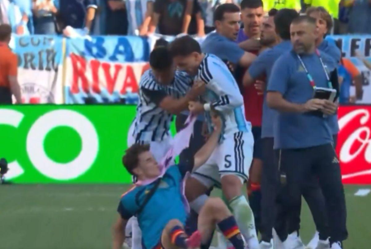 Suspendări colosale pentru Paredes și Molina, amendă pentru Argentina! FIFA a anunțat sancțiunile