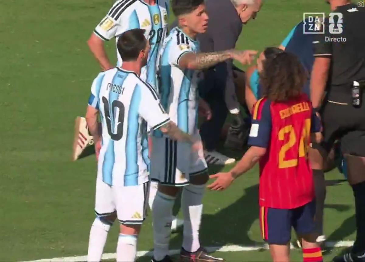 Messi a vrut să provoace eliminarea lui Cucurella în Spania - Argentina