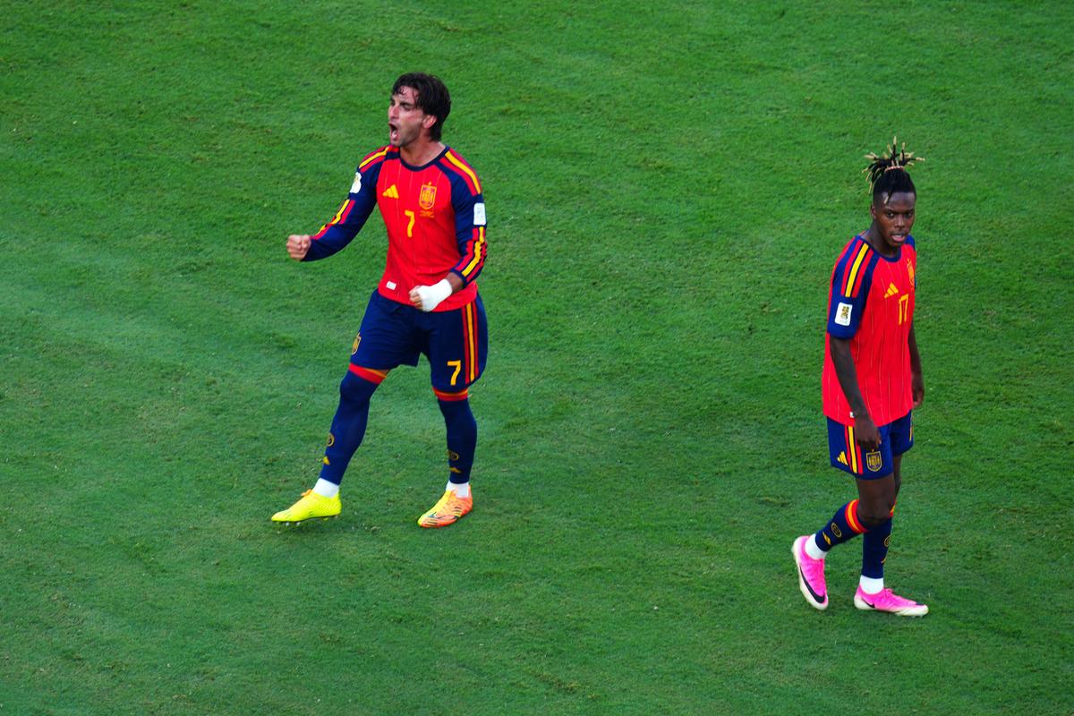 La Reina Roja: Spania se încoronează pentru a doua oară, după o luptă în tranșee cu antieroina Argentina » Messi, o fantomă, la ultimul mare tango