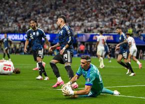 Dezvăluire neașteptată! Emiliano Martinez apără cu o fractură „extrem de dureroasă”