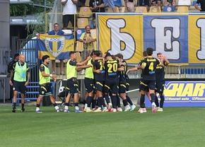 Petrolul - Dinamo » Gol din penalty în minutul 39