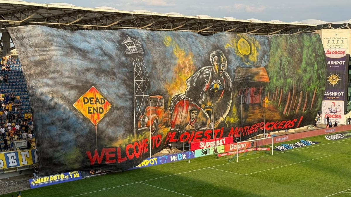 Scenografii impresionante la Petrolul - Dinamo