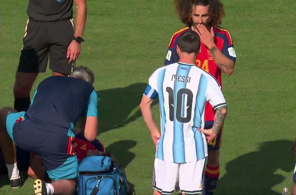 Messi a vrut să provoace eliminarea lui Cucurella în Spania - Argentina