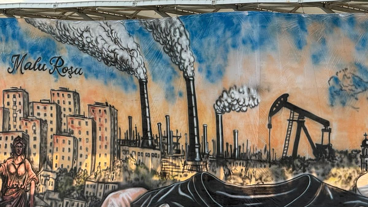 Scenografii impresionante la Petrolul - Dinamo