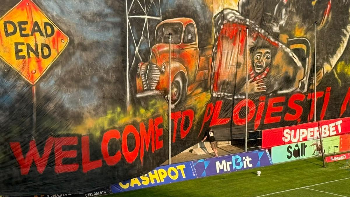 Scenografii impresionante la Petrolul - Dinamo