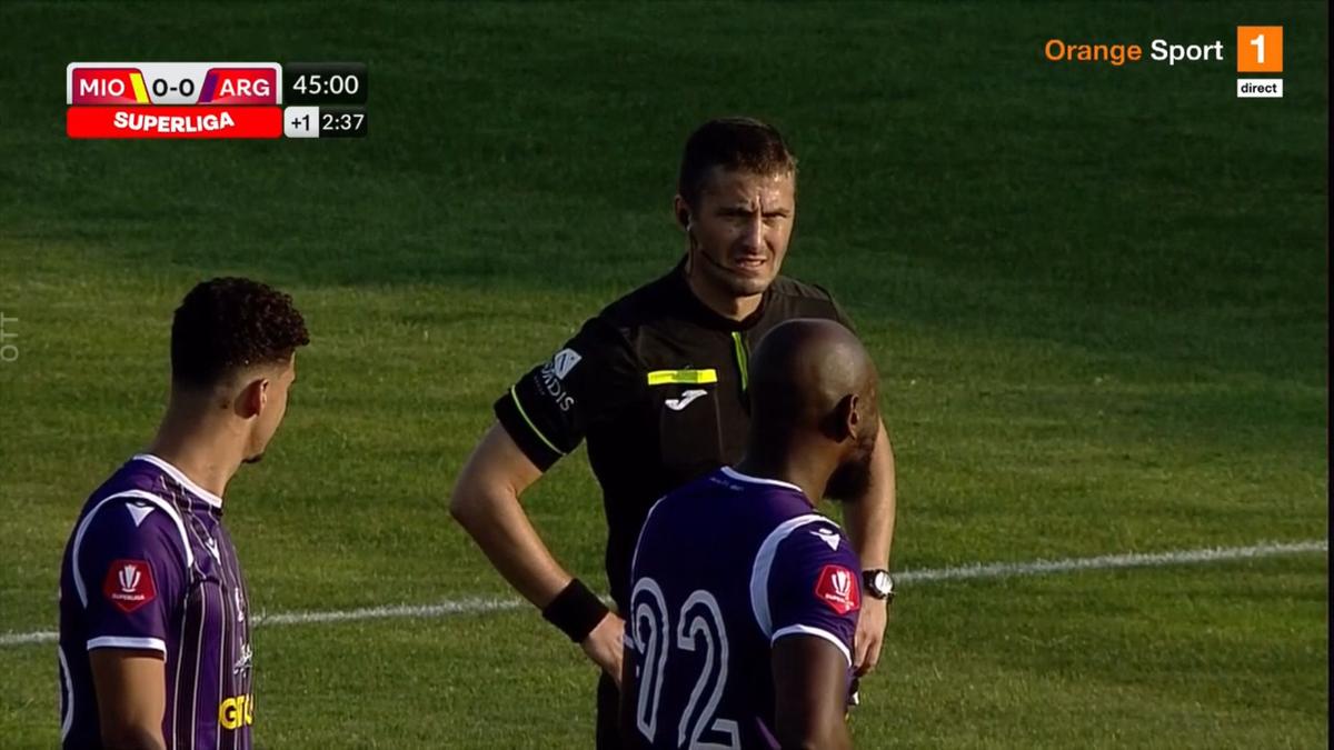 FOTO CS Mioveni - FC Argeș, decizie VAR 19.08.2022
