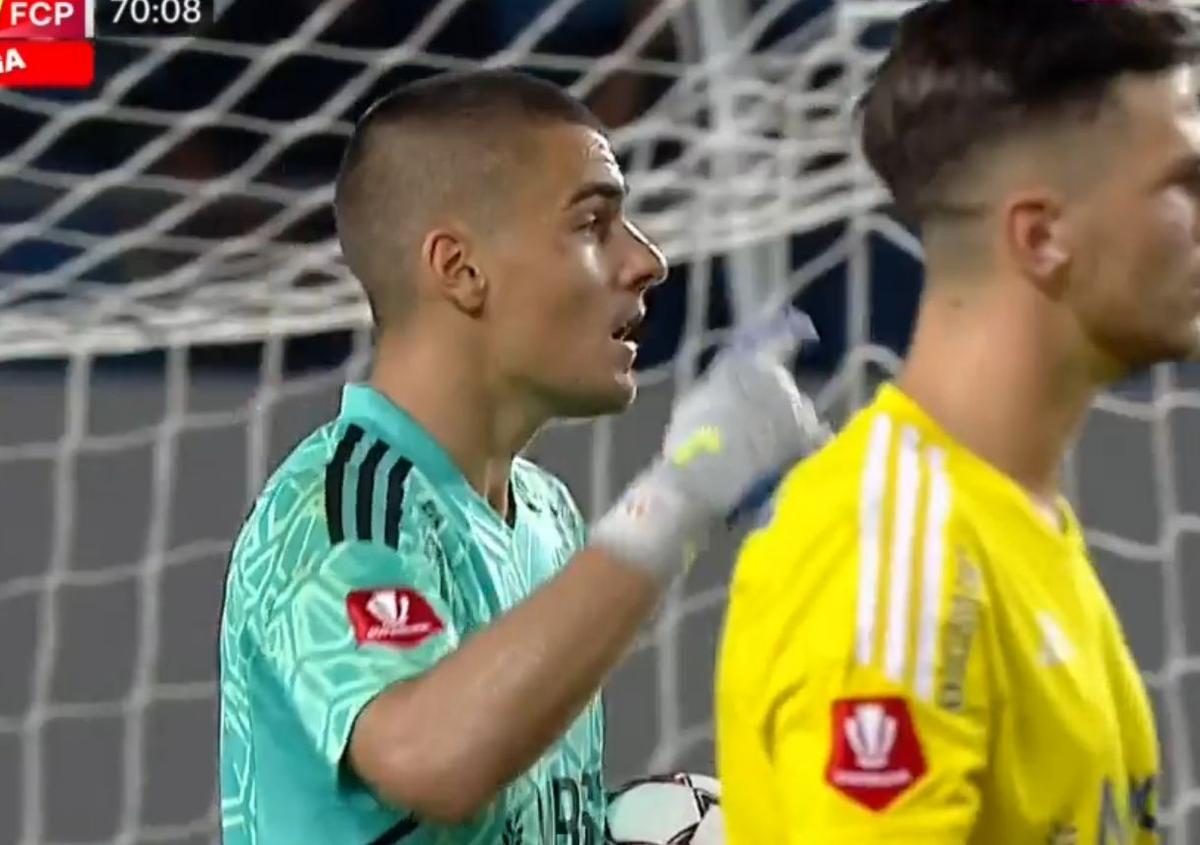 FOTO FCU Craiova - Petrolul, derapaj rasist Vâlceanu - Sidibe