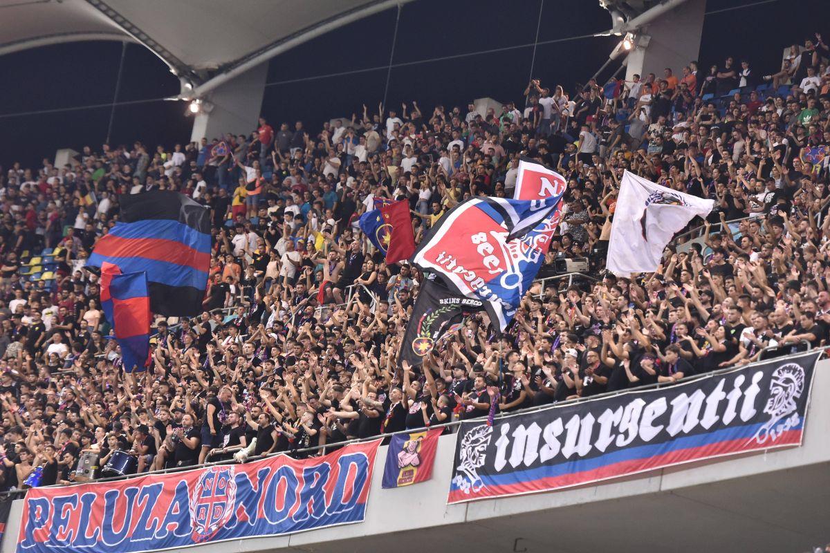 Atmosferă superbă creată de cei 30.000 de oameni prezenți la FCSB - Viking