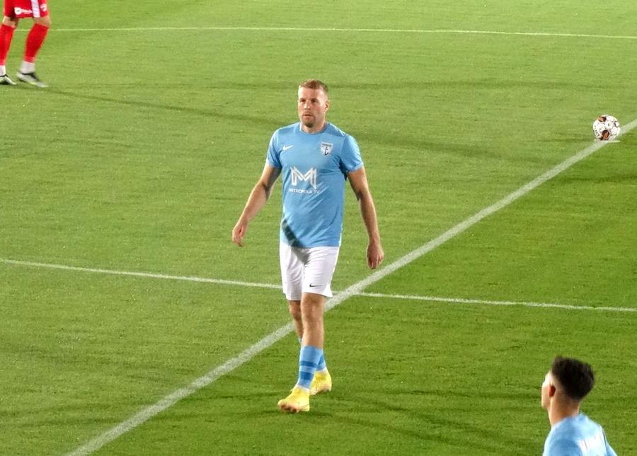 Slovacul s-a uitat spre fani, dar nu le-a răspuns Spectacol și după Voluntari - Dinamo: „Aduceți Aspacardin!”, momente de ultras ale directorului sportiv + omul meciului a fost savuros la interviuri
