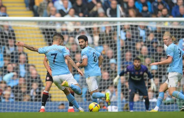Barcelona aduce încă un superfotbalist de la Manchester City