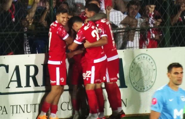 Spectacol și după Voluntari - Dinamo: „Aduceți Aspacardin!”, momente de ultras ale directorului sportiv + omul meciului a fost savuros la interviuri