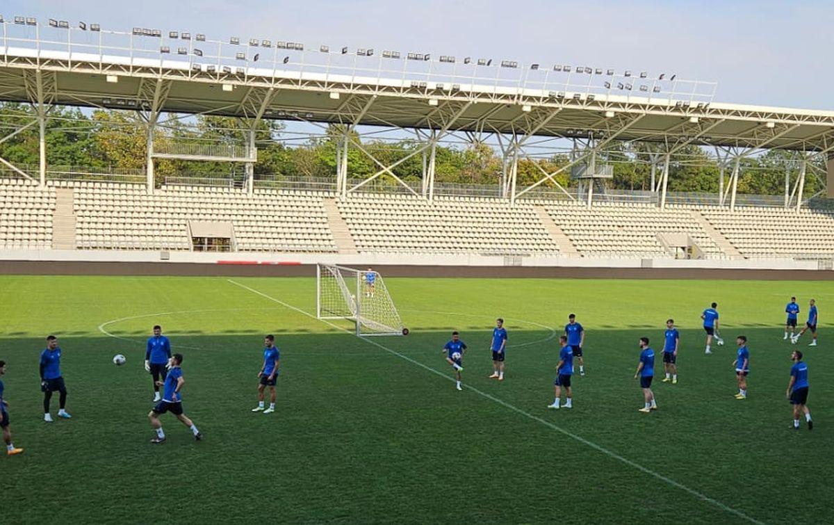 Farul, gata să doboare reduta Giuleștiului! Unde și-a dus Hagi fotbaliștii, cu o zi înainte de meciul cu Rapid