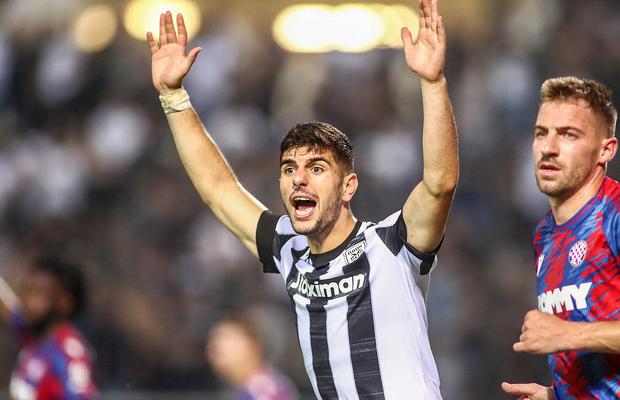 AC Milan a pus ochii pe puștiul descoperit de Răzvan Lucescu » Cât cere PAOK