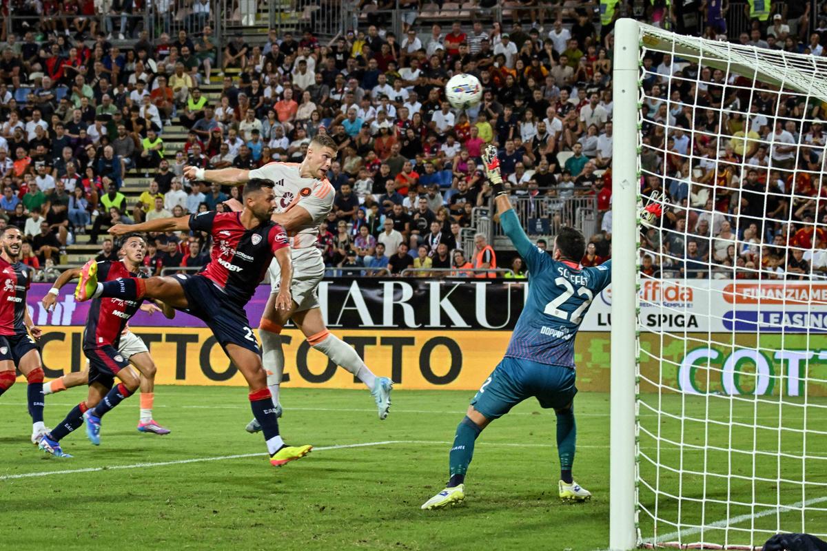 Răzvan Marin a fost inclus de jurnaliștii italieni în echipa etapei de Serie A