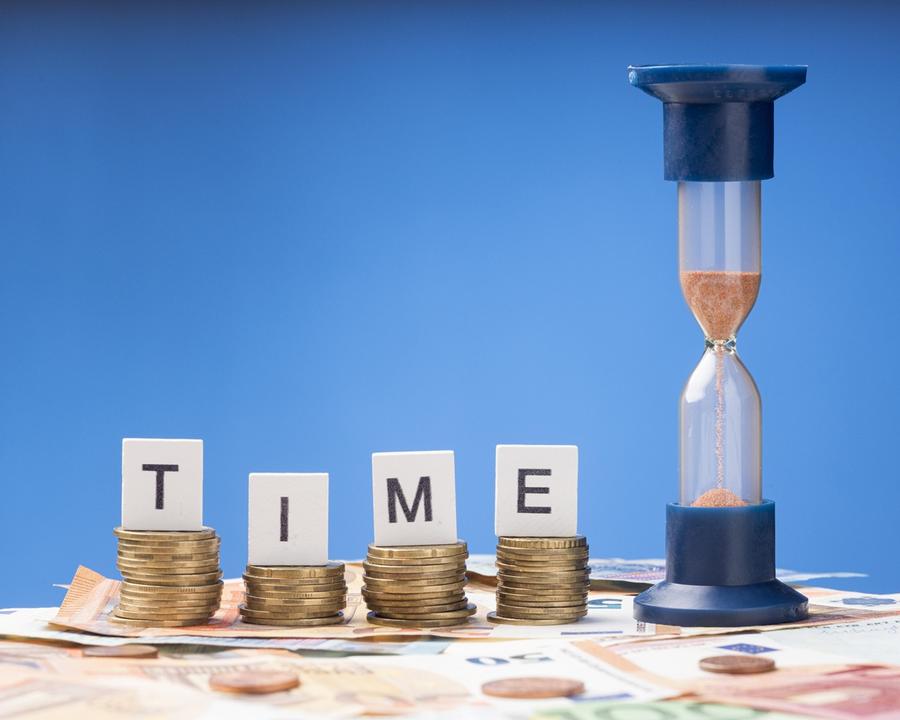Timpul, un factor critic pentru cheltuieli? Rezolvă problema cu un credit de nevoi personale rapid