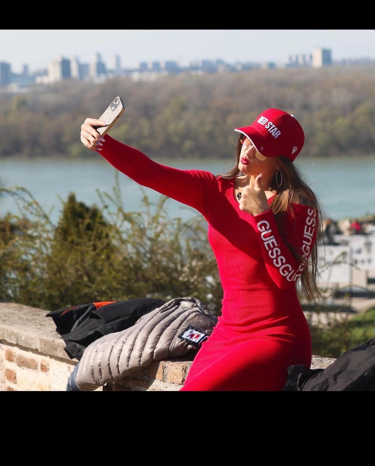 Andreea Prisăcariu, oripilată de ce a găsit în vestiar la turneul din Italia: „De azi mă voi schimba în natură!”