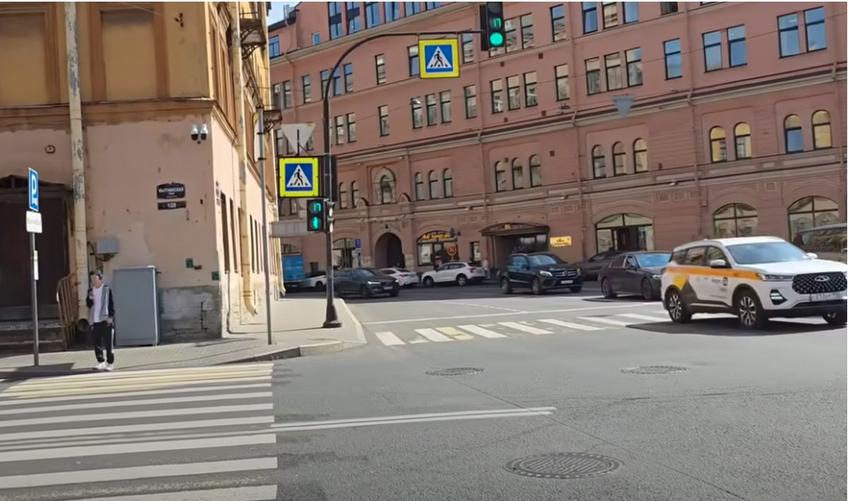 Imagini de pe străzile din Sankt Petersburg