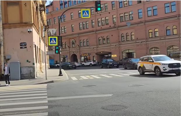 Un celebru vlogger român, șocat de ce a văzut pe străzile din Rusia: „Sunt multe, peste tot!”