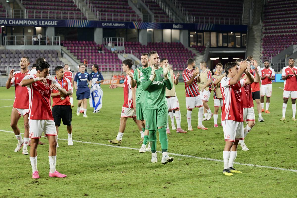 Suporterii lui Hapoel Beer Sheva s-au luat la bătaie! Jandarmeria face cercetări pentru consumul de droguri