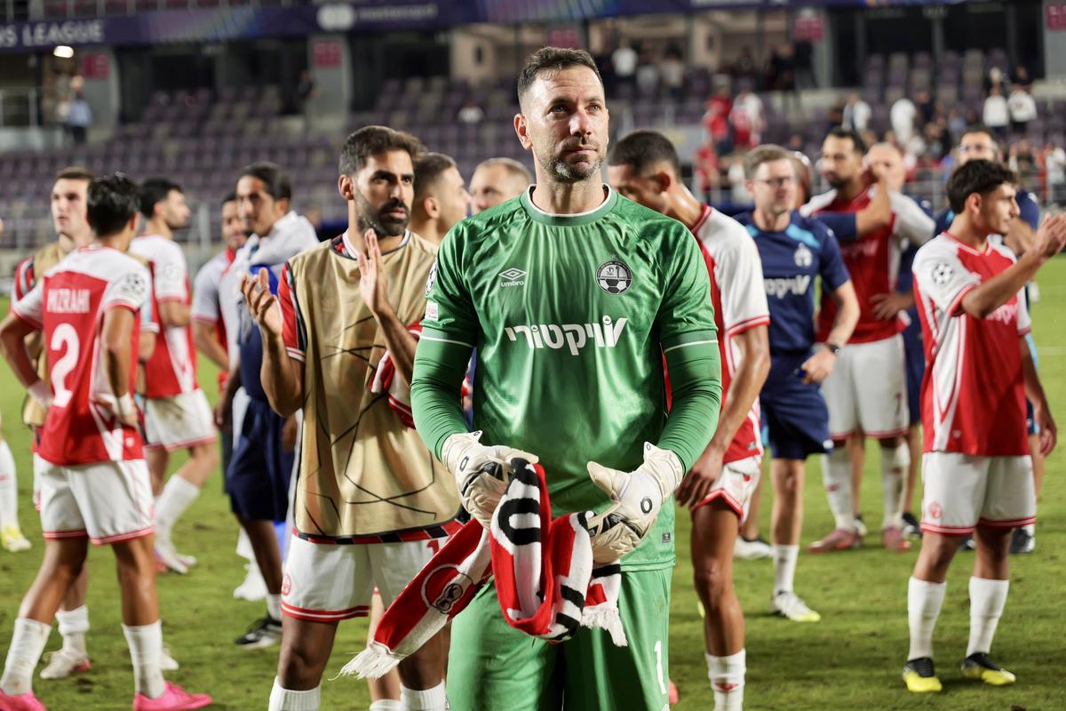 Suporterii lui Hapoel Beer Sheva s-au luat la bătaie! Jandarmeria face cercetări pentru consumul de droguri
