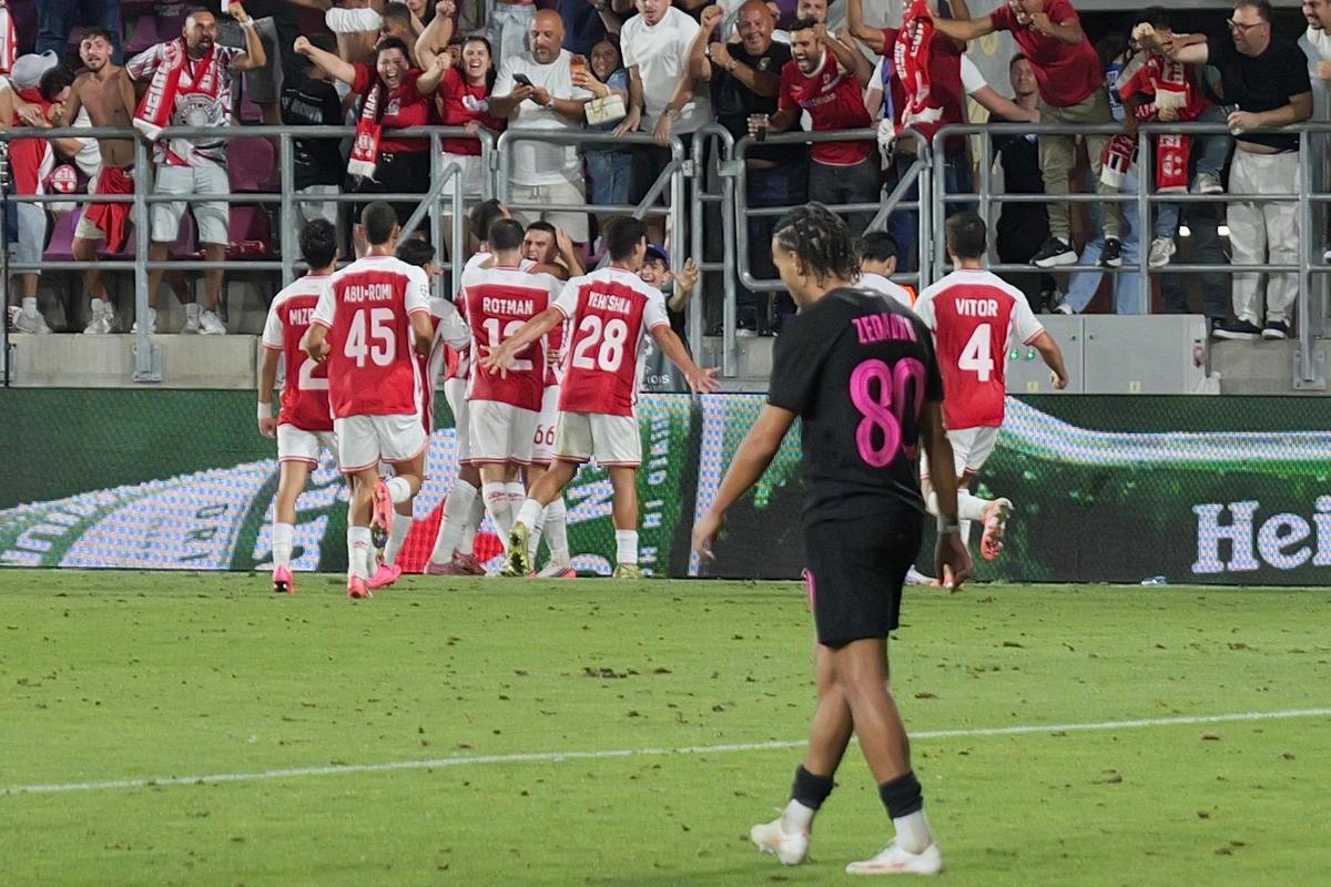 Liber pentru fanii români la meciurile din Liga Campionilor în Giulești! A venit răspunsul de la UEFA