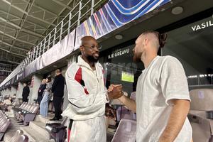 S-au întâlnit în Giulești, după ce au devenit colegi la FCSB! Arnold Garita și Ofri Arad au fost prezenți la meciul de Champions League