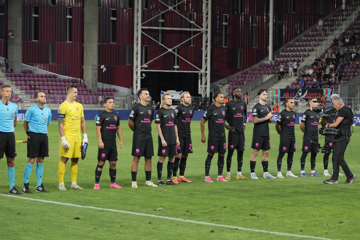 Liber pentru fanii români la meciurile din Liga Campionilor în Giulești! A venit răspunsul de la UEFA