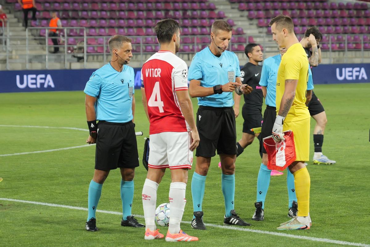 Liber pentru fanii români la meciurile din Liga Campionilor în Giulești! A venit răspunsul de la UEFA