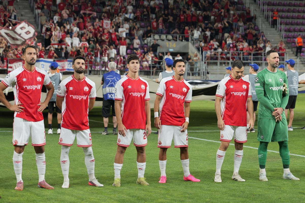 Liber pentru fanii români la meciurile din Liga Campionilor în Giulești! A venit răspunsul de la UEFA