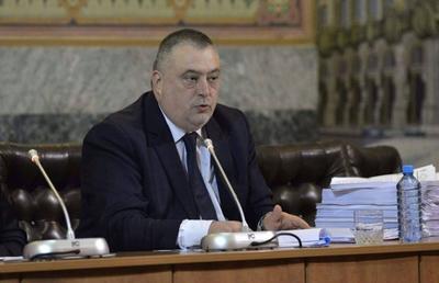 CRAIOVA // Presat de Victor Pițurcă, primarul Mihail Genoiu cedează: „Urmează o întâlnire în 3”