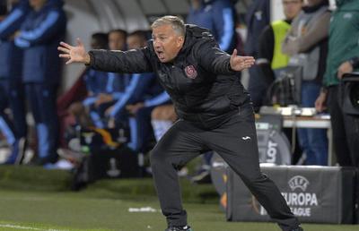 CFR CLUJ - LAZIO 2-1 // Petrescu a trecut la 5-3-2 și i-a bulversat pe italieni: „Eram făcut praf dacă pierdeam!”+ De ce a fost Omrani rezervă: „Nu joci dacă faci așa ceva!”