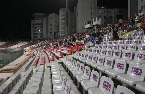 Stadioanele din Liga 1 erau din ce în ce mai pustii, înainte ca pandemia de coronavirus să le închidă de tot