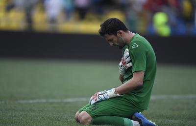 EXCLUSIV Divorțul toamnei: cum a ajuns Cătălin Straton la FCSB. Momente halucinante între portar și conducerea lui Dinamo: „Hai nu mai lua nimic că mergi la rivali!”