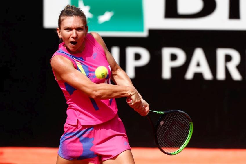 Simona Halep (28 de ani, 2 WTA) a învins-o pe Yulia Putintseva (25 de ani, 30 WTA), scor 6-2, 2-0, în sferturile de finală de la Roma