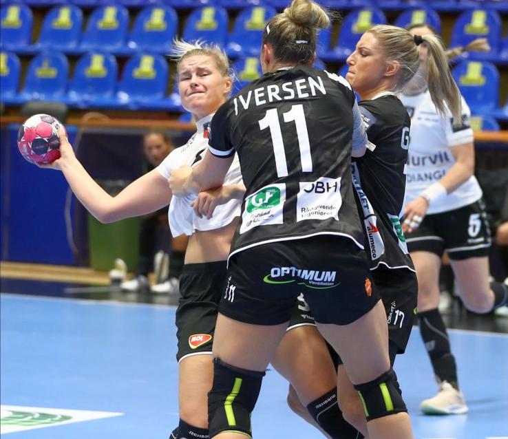 SCM Rm. Vâlcea - Odense 21-30 / foto: Marius Ionescu