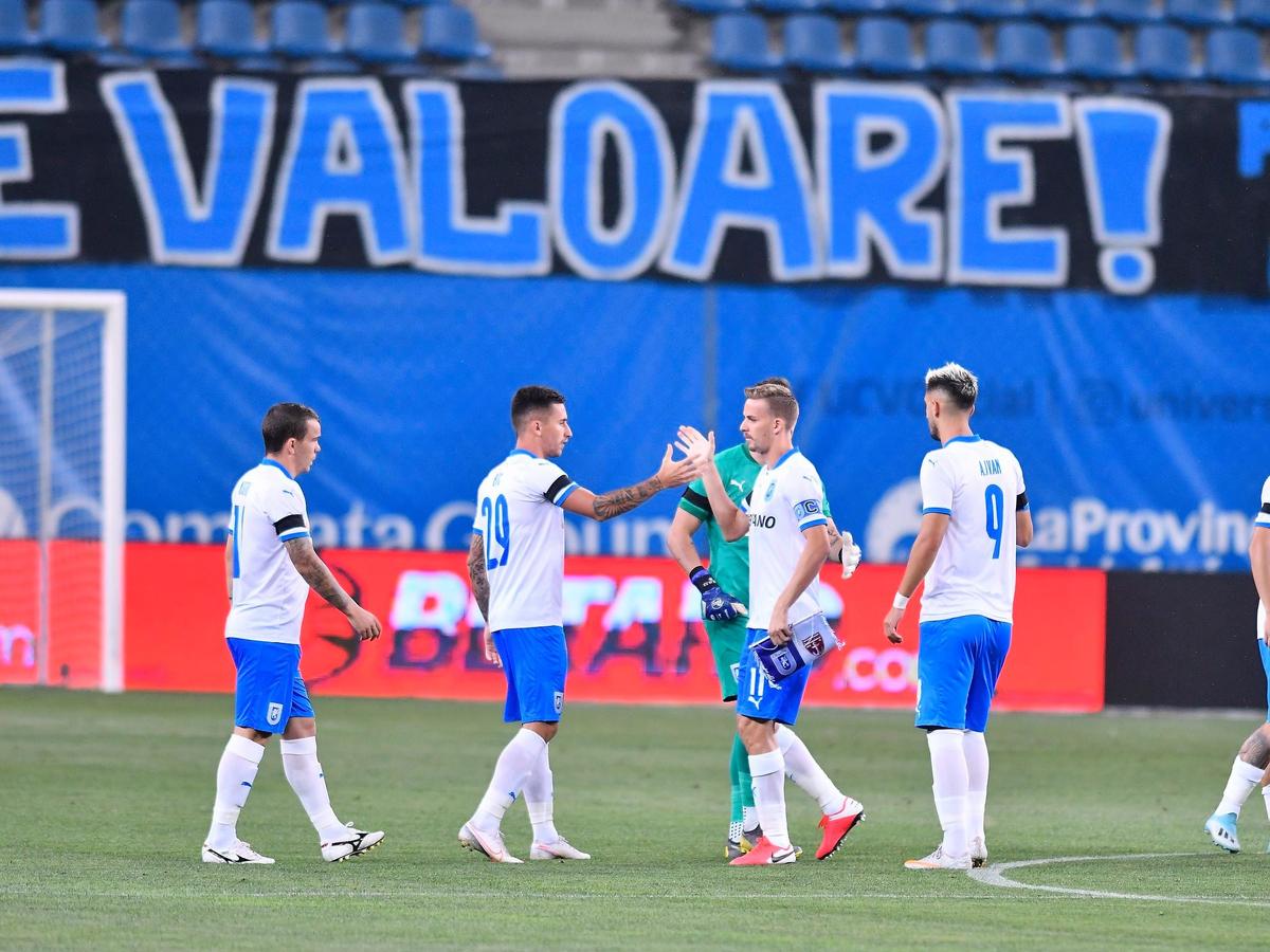CRAIOVA - VOLUNTARI 2-1. Mihai Teja, iritat după meci: „Universitatea nu are nevoie de aceste mici ajutoare”