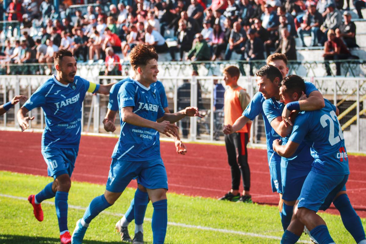 FOTO Liga 3, Radu Ungurianu, gol de Guinness Book pentru Bucovina Rădăuți