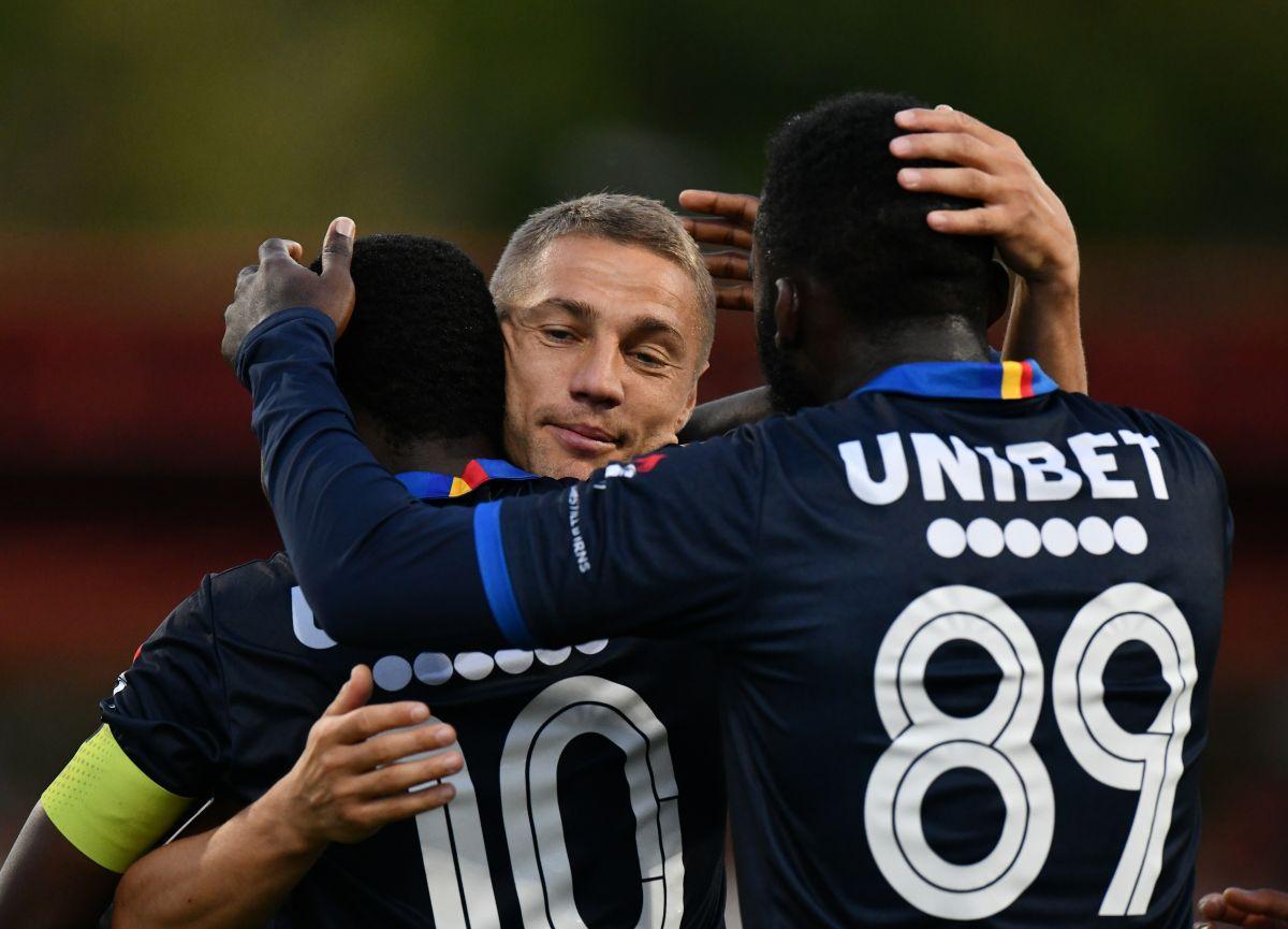 Detaliul remarcat de Dan Udrea la tribuna oficială, în momentul beznei de la Dinamo - Botoșani: „Cum să stai așa?!”