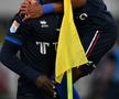 Detaliul remarcat de Dan Udrea la tribuna oficială, în momentul beznei de la Dinamo - Botoșani: „Cum să stai așa?!”
