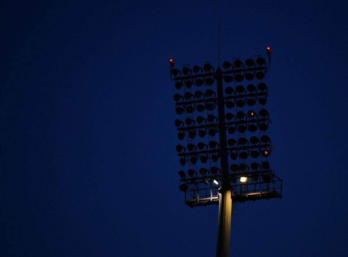 Dinamo - FC Botoșani, probleme cu nocturna și meci