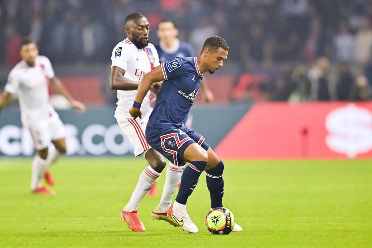 PSG câștigă, dar la Paris nu e liniște! Al 3-lea meci fără gol pentru Messi + primele tensiuni: Leo, schimbat, a refuzat să dea mâna cu Pochettino!
