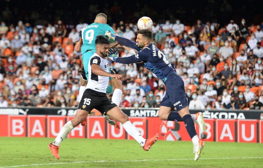 Real Madrid a învins-o pe Valencia, scor 2-1, în runda cu numărul 5 din La Liga.