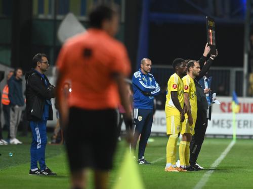 Antrenorul Mihai Teja (43 de ani) a primit un ultimatum din partea lui Valeriu Iftime, finanțatorul lui FC Botoșani. / FOTO: Imago