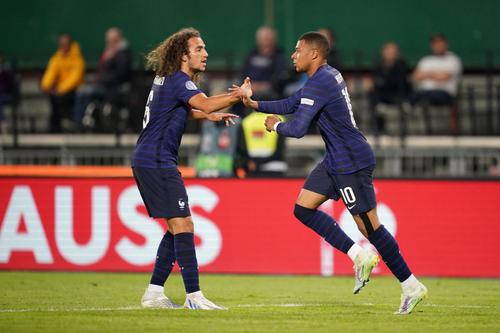 Kylian Mbappe (23 de ani) va boicota sesiunea foto programată marți în cantonamentul Franței. De vină este un conflict cu privire la drepturile de imagine.