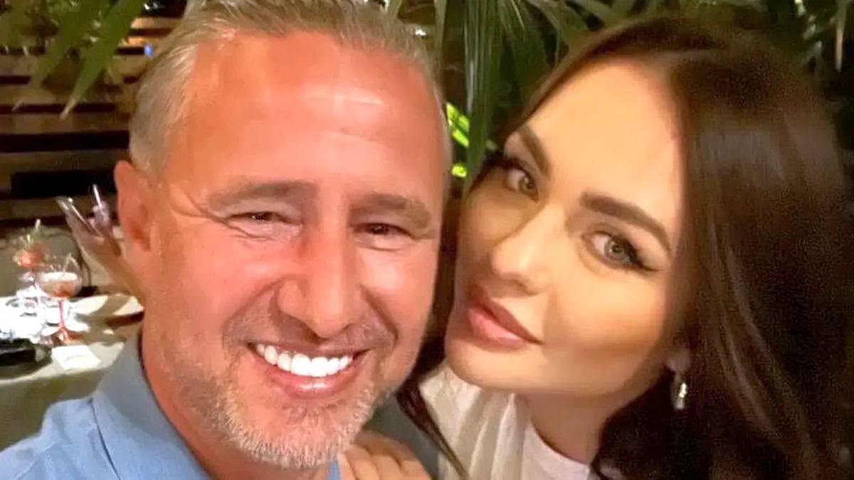 Laurențiu Reghecampf a făcut marele anunț, în plin divorț cu Anamaria Prodan: „Sunt un copil, îmi trăiesc viața la maximum, mă însor!”